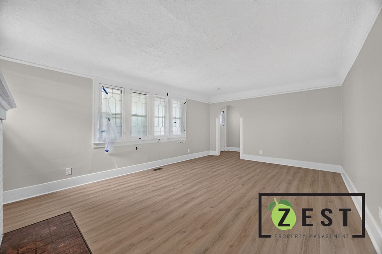 12772 Griggs St - Photo 4 of 23