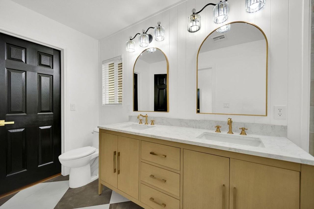 8449 Kettledrum St - Photo 5 of 34