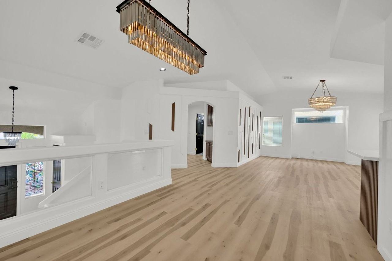 8449 Kettledrum St - Photo 6 of 34
