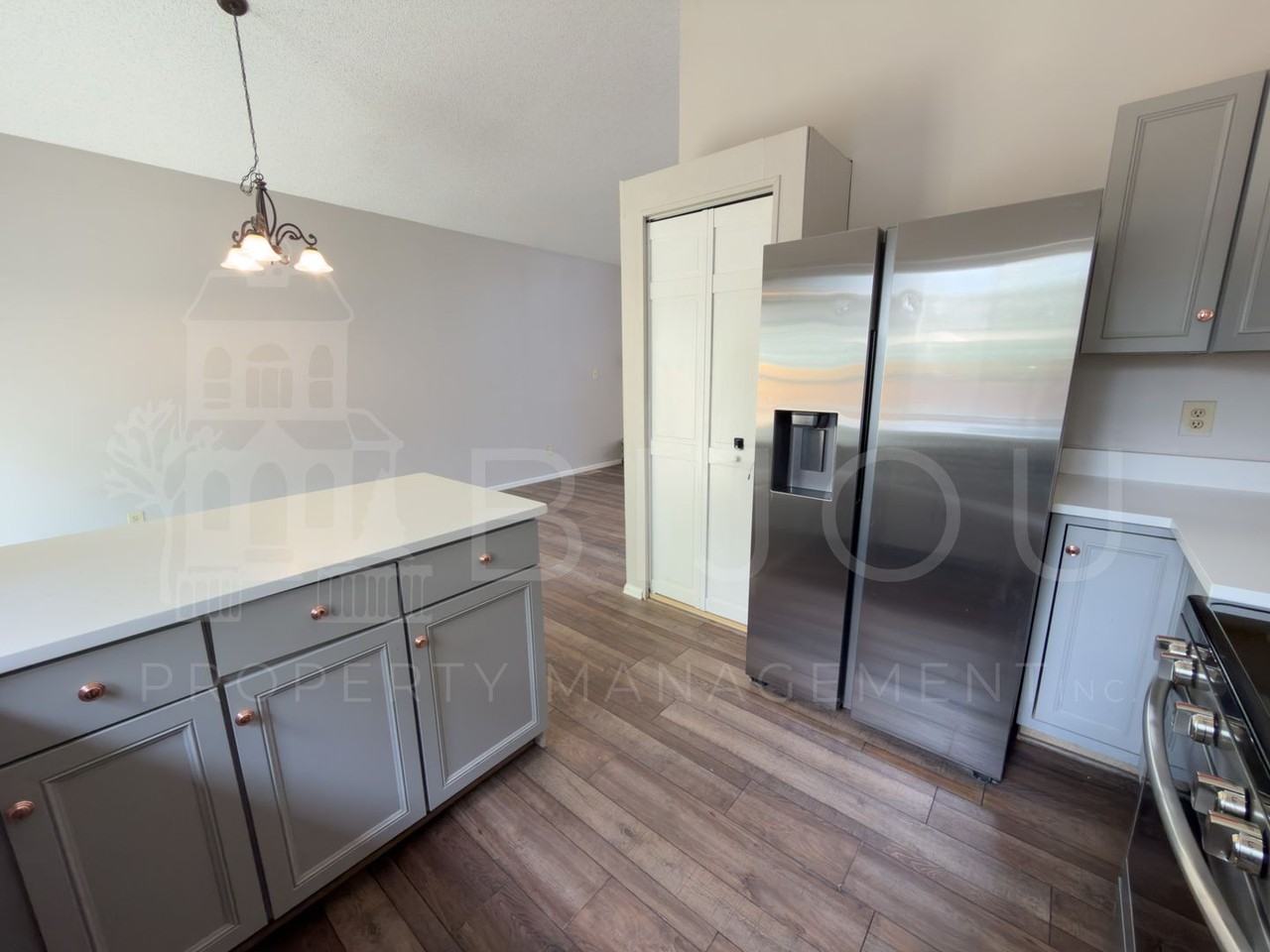 963 Bayfield Way - Photo 6 of 18