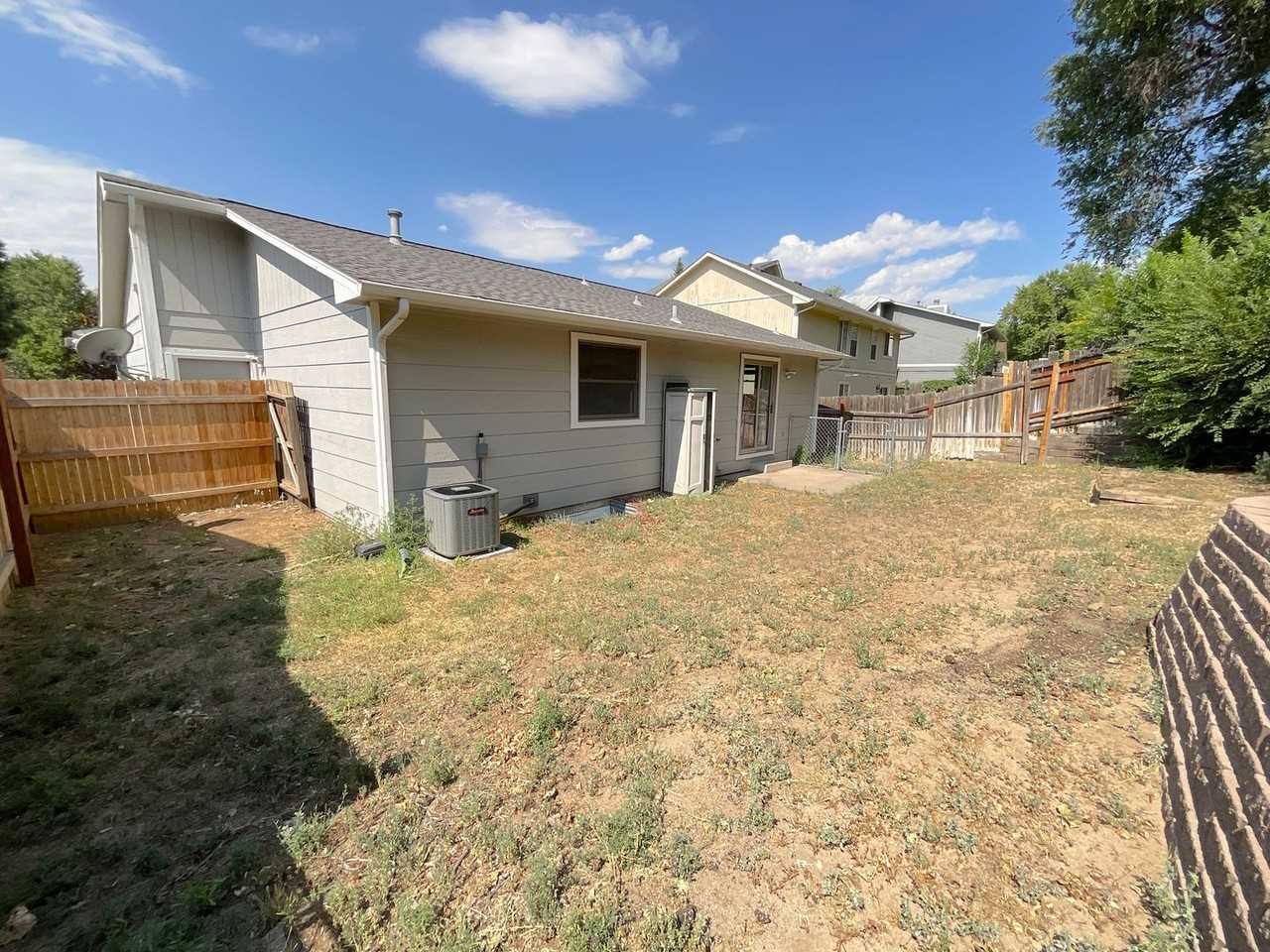 4375 Cassidy St - Photo 5 of 38