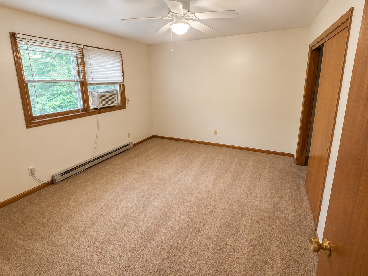 317 Owens St #2 - Photo 4 of 6