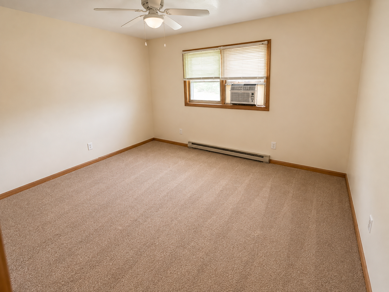 317 Owens St #2 - Photo 5 of 6