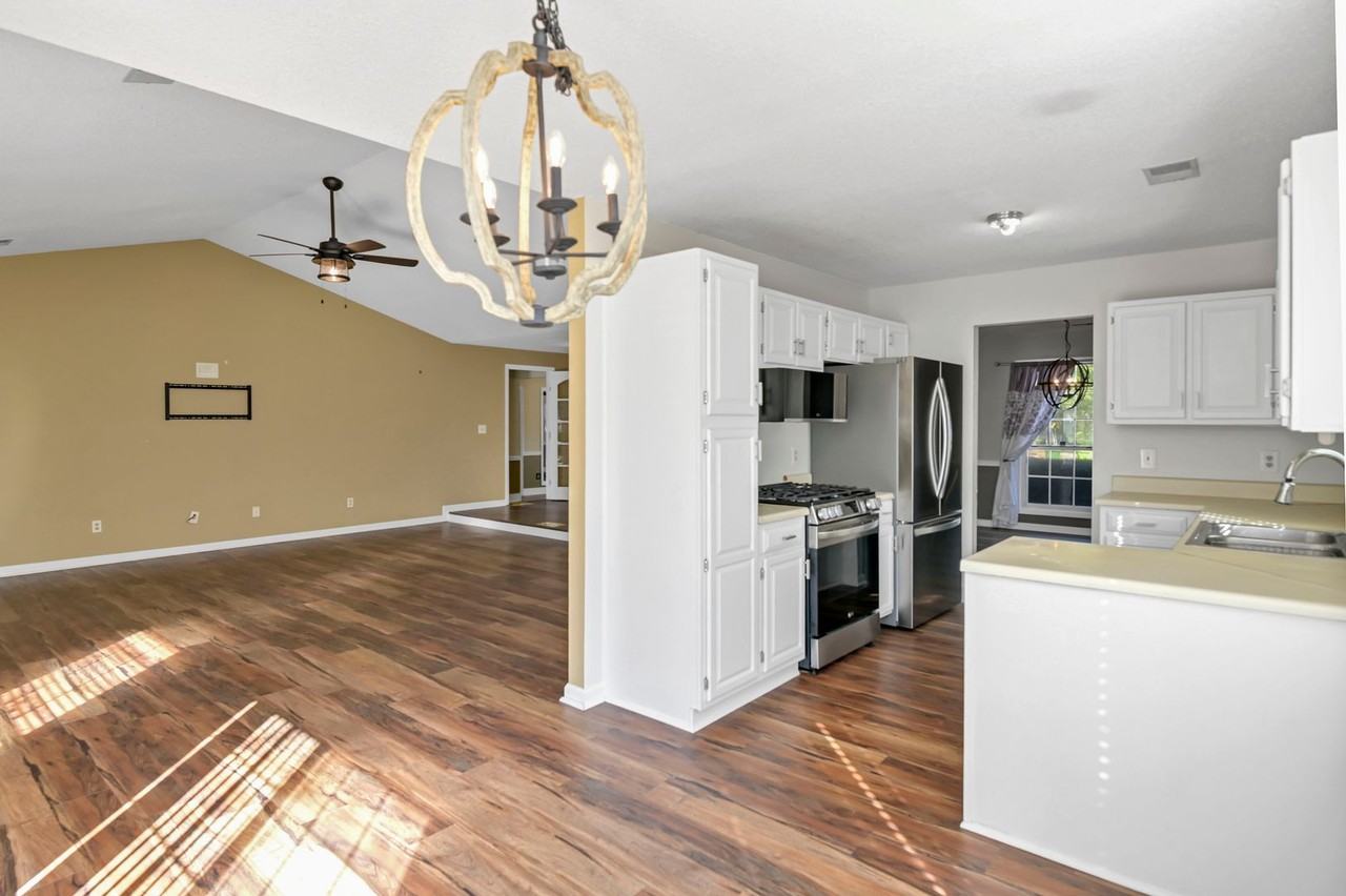 101 Grinders Mill Rd - Photo 7 of 36