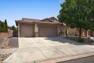 224 Valle Alto Dr Ne - Photo 1 of 1