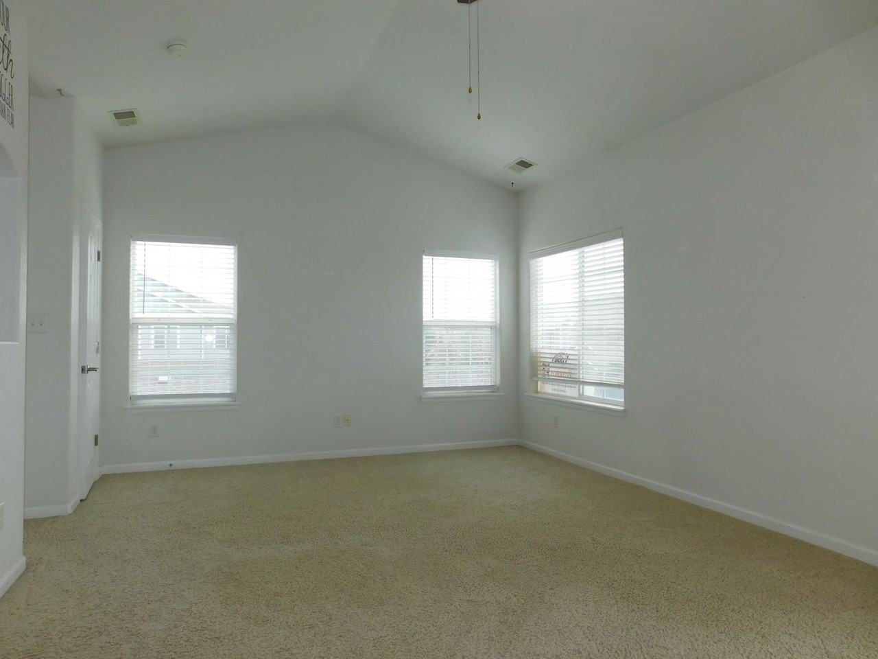 2464 Thunder Mountain Dr #1005 - Photo 3 of 18