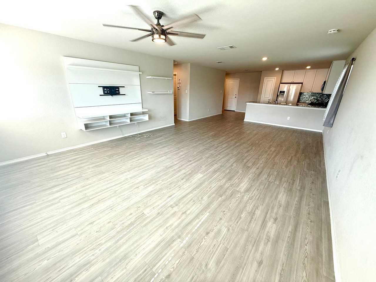 9826 9826 Morgans Mills Rd - Photo 7 of 19