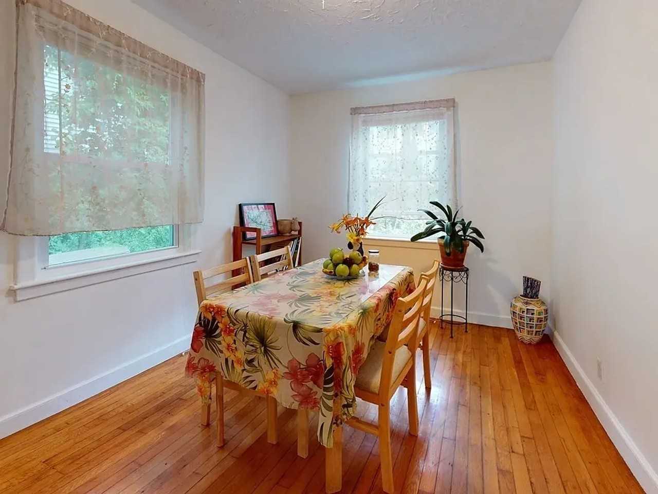 81 Brayton Rd - Photo 7 of 27