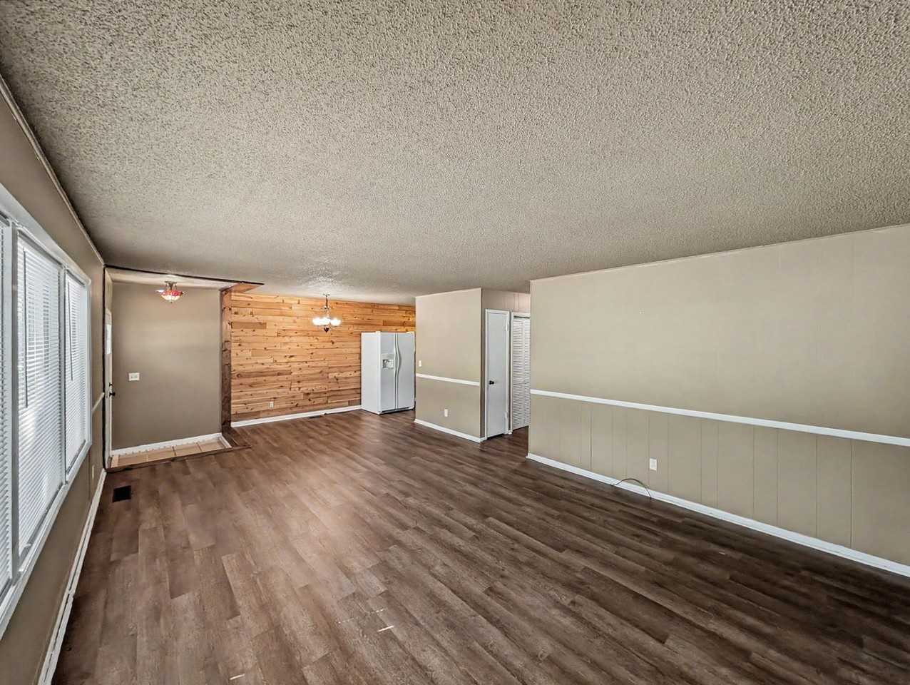 16 Evesham Ln - Photo 4 of 21