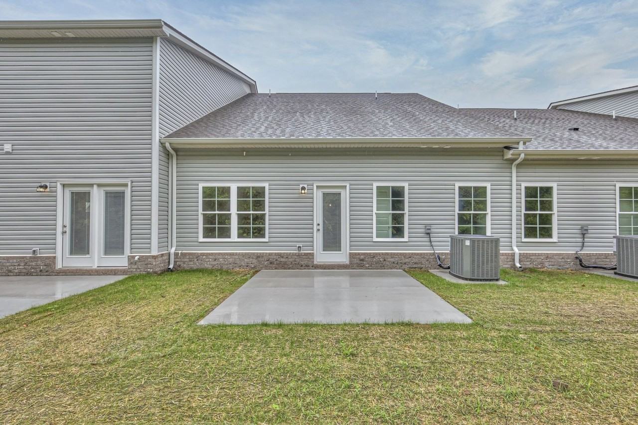 113 Creek Wood Rd - Photo 3 of 35