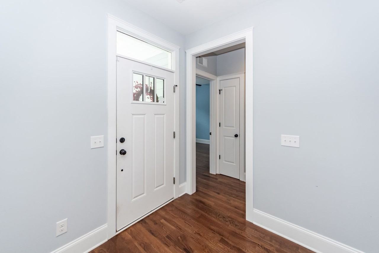 4532 Orr St - Photo 4 of 41