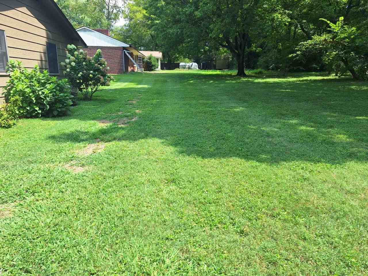 6826 Dorchester Dr - Photo 5 of 50