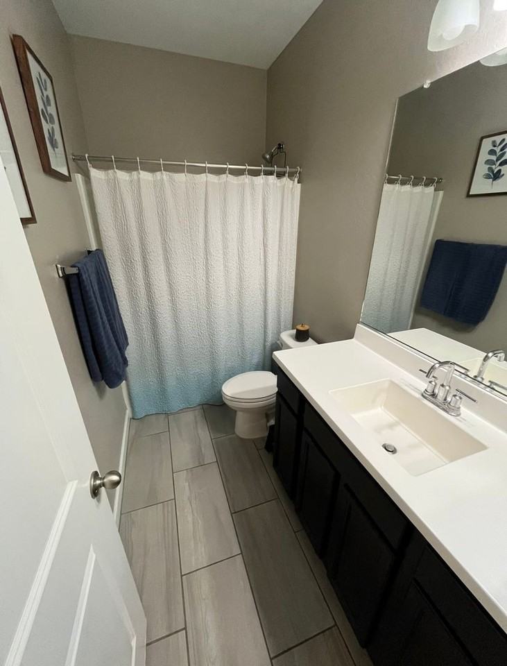 8530 W Millerton Way - Photo 6 of 33