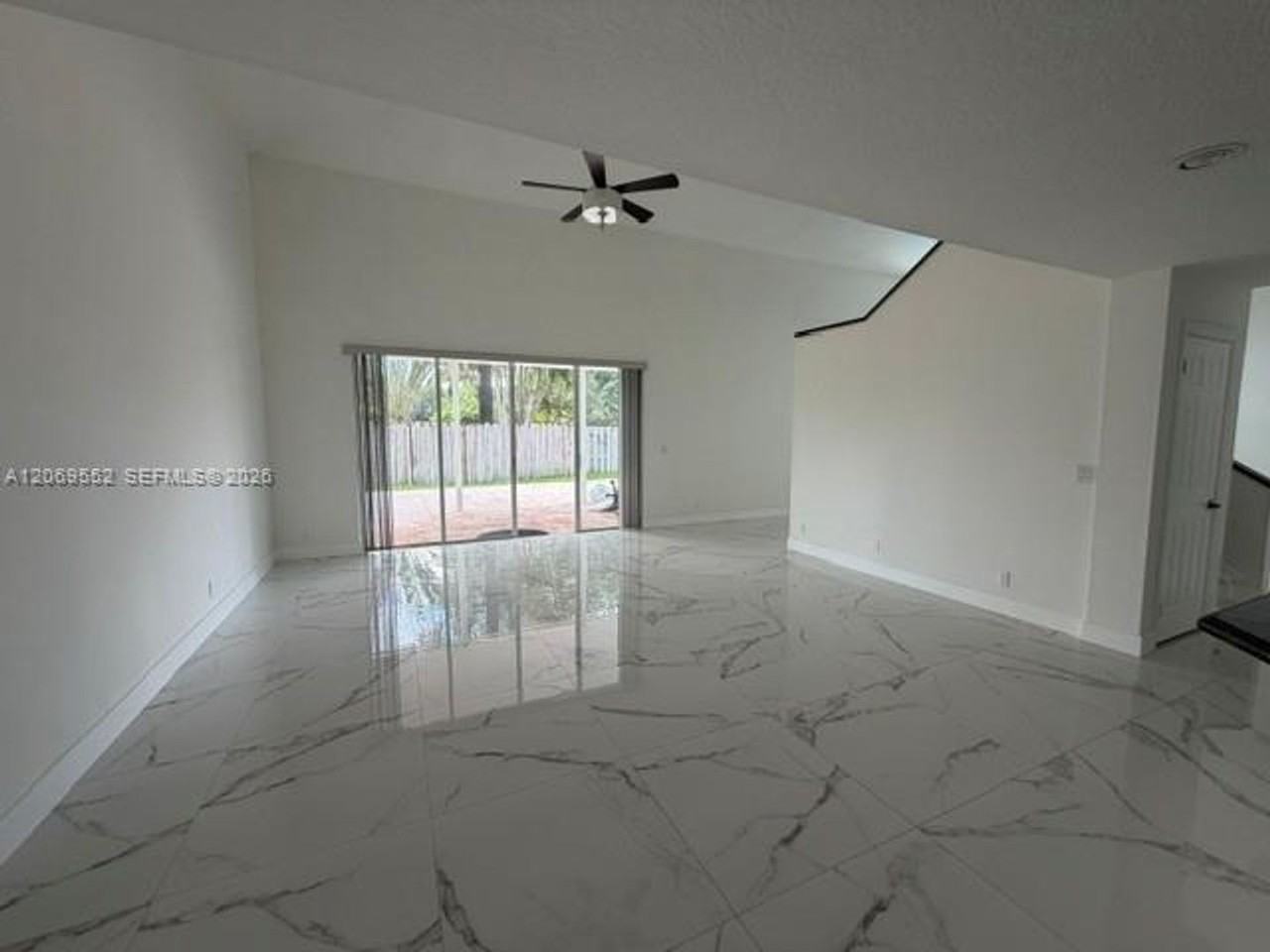 16286 Erie Pl - Photo 5 of 18