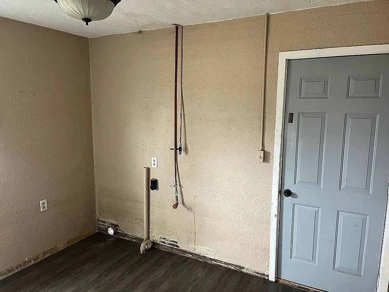 3006 250th Ave - Photo 7 of 13
