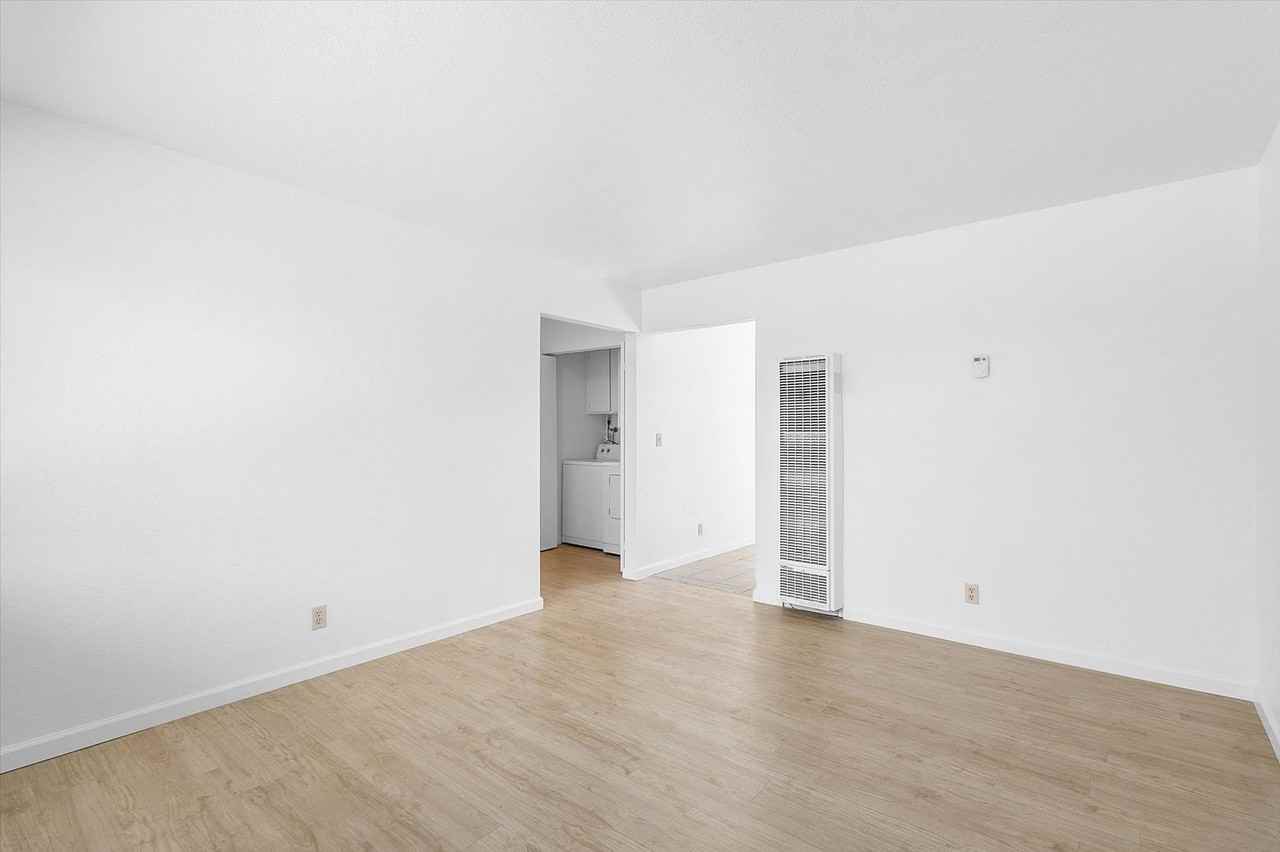1530 Stanton St #C - Photo 3 of 12