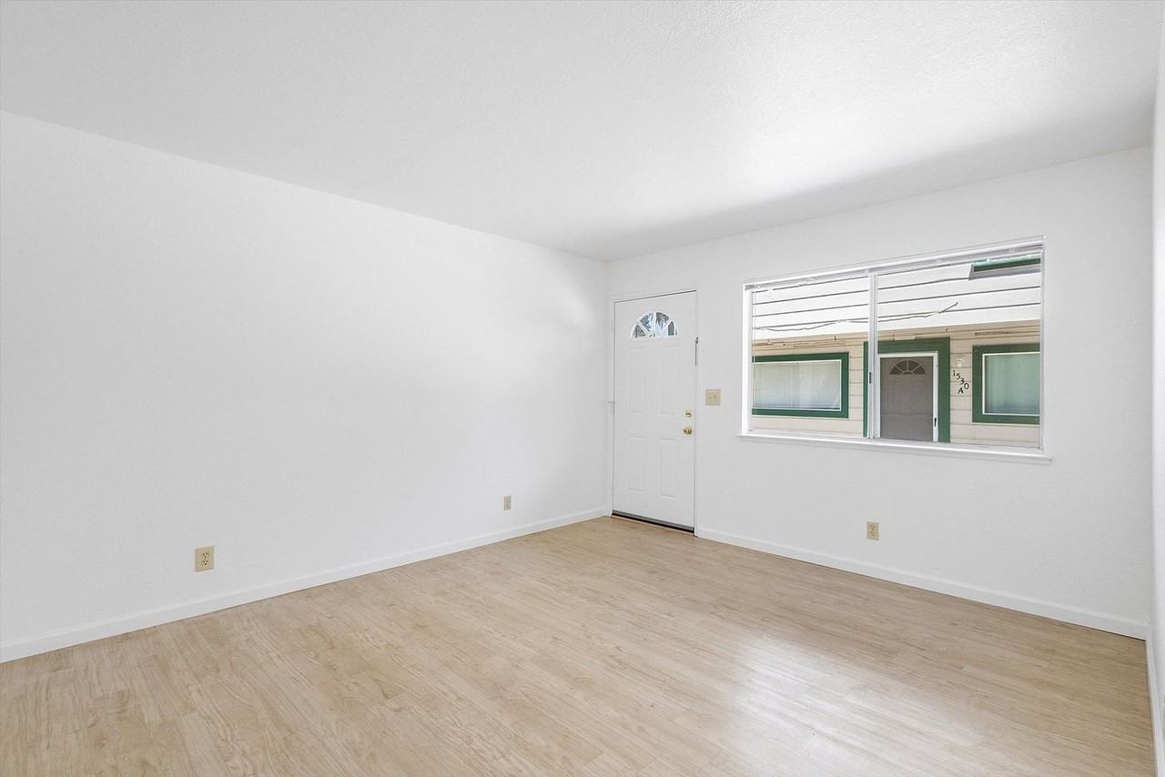 1530 Stanton St #C - Photo 4 of 12