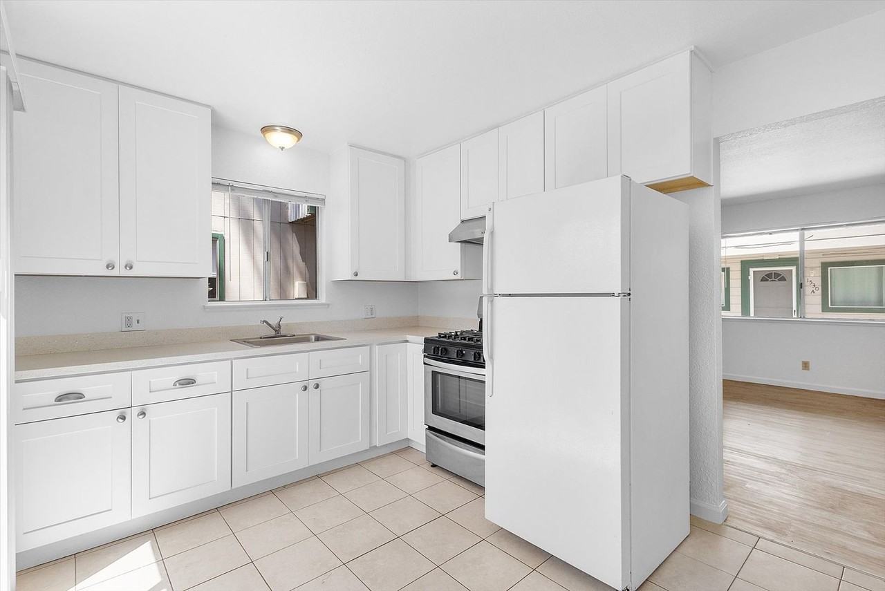 1530 Stanton St #C - Photo 5 of 12