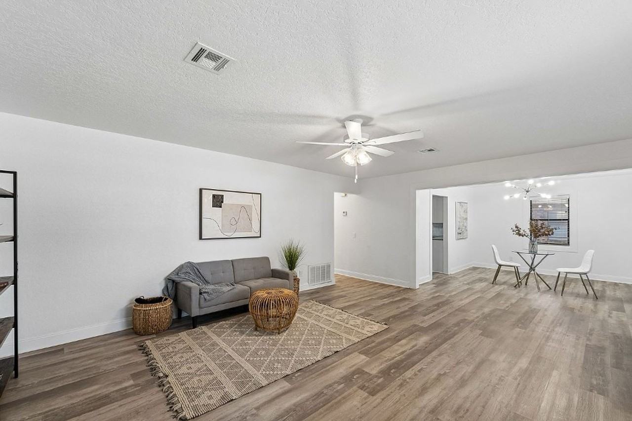 422 Chartrand Ave - Photo 7 of 17