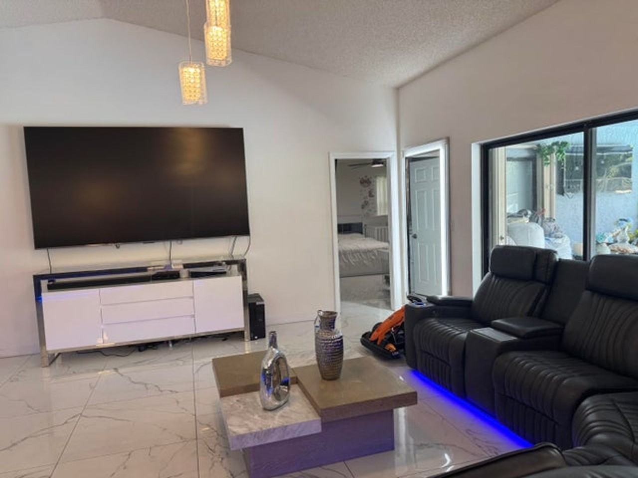 8651 Nw 21st Ct - Photo 6 of 13