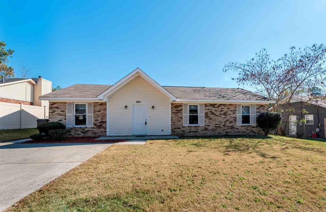 2937 Dahlia Dr - Photo 2 of 36