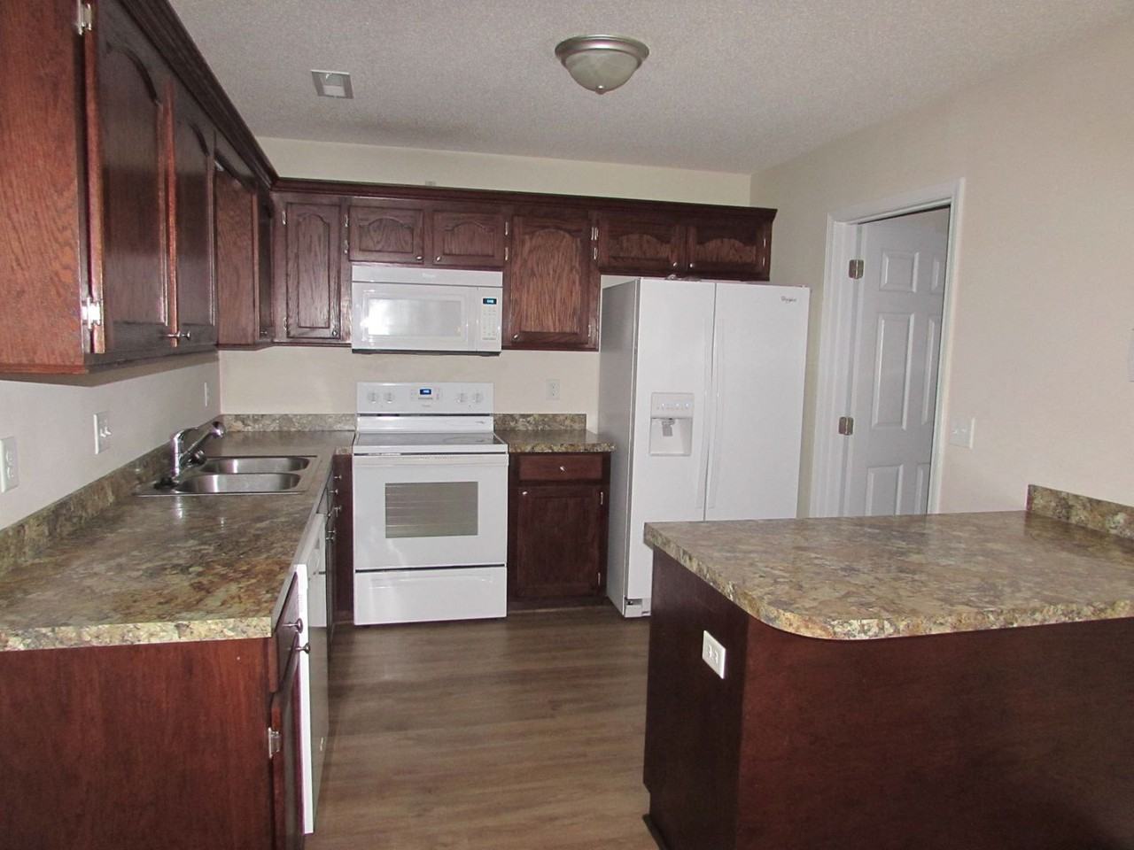 2680 Moonlite Dr - Photo 5 of 9