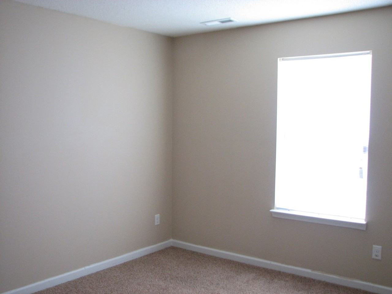 2680 Moonlite Dr - Photo 7 of 9