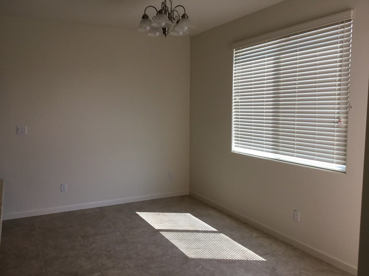 3445 Soledad Ave - Photo 5 of 16