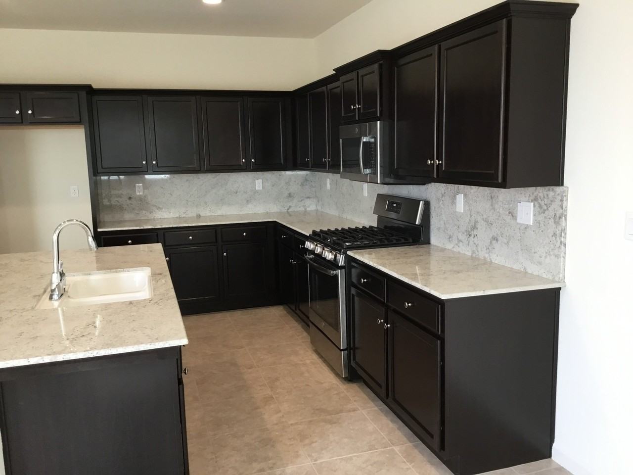 3445 Soledad Ave - Photo 7 of 16