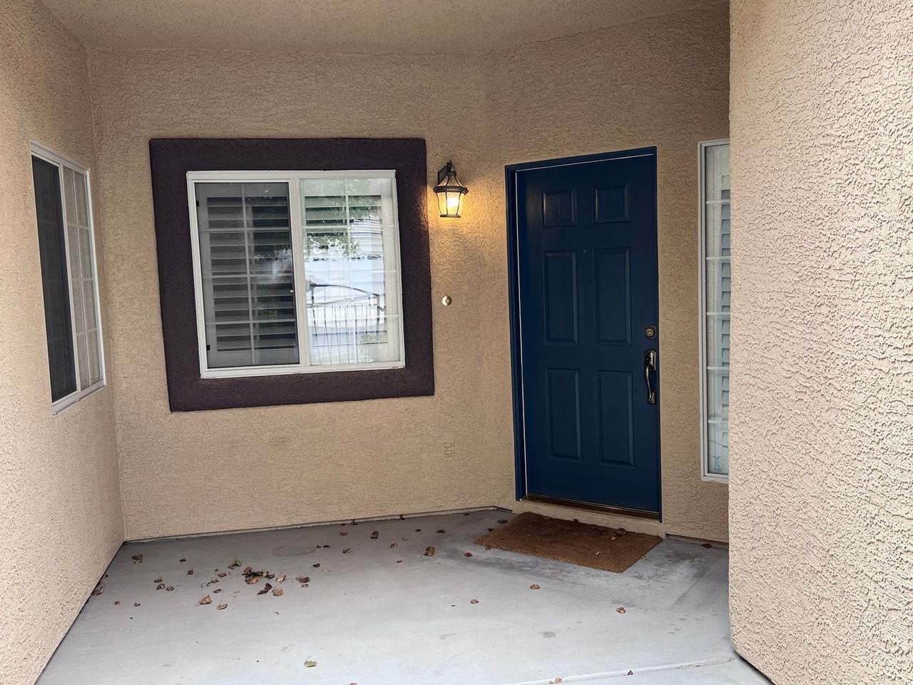 678 Kentons Run Ave - Photo 2 of 39