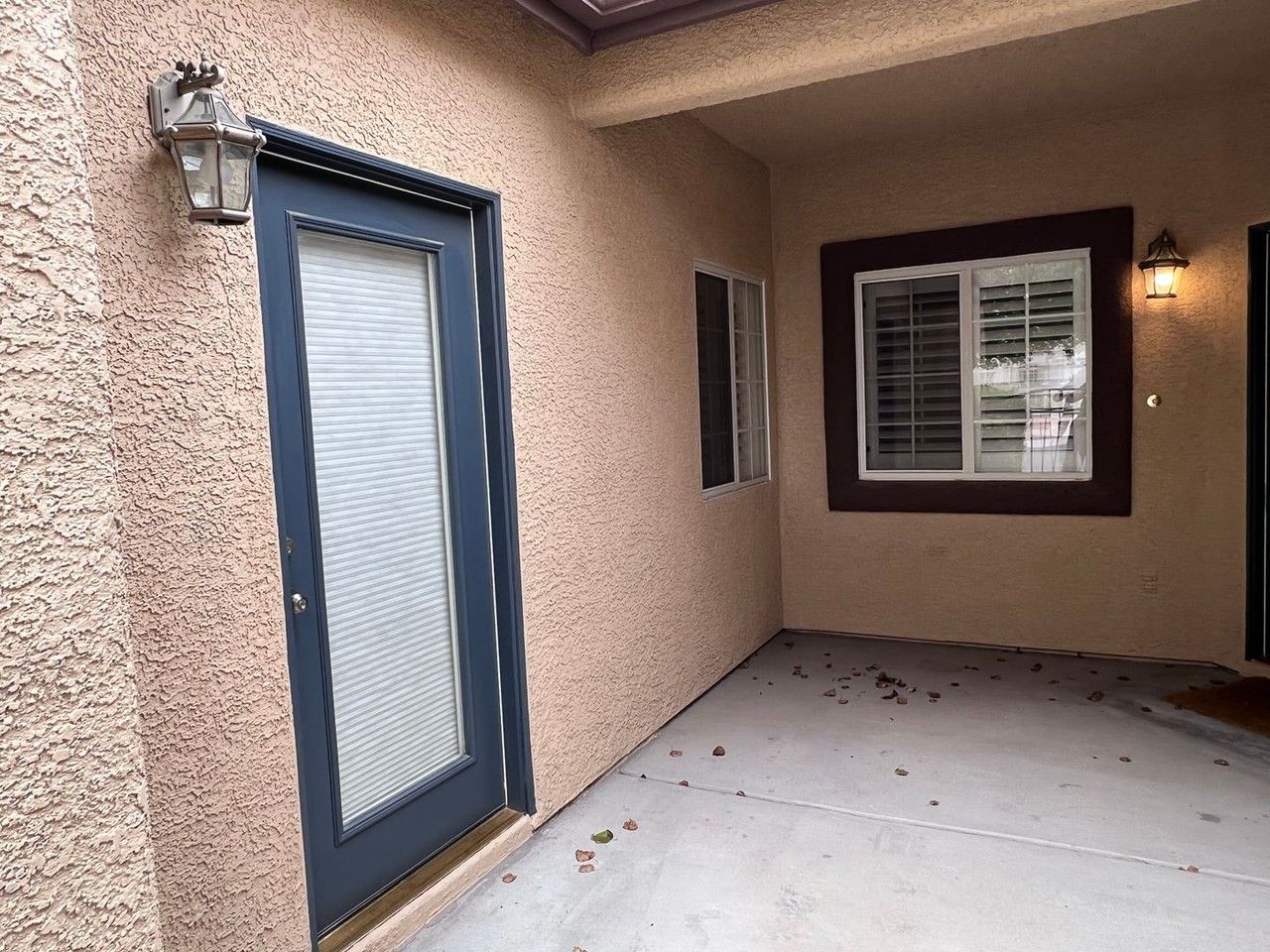 678 Kentons Run Ave - Photo 3 of 39
