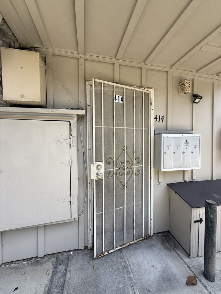 410 Alden St - Photo 2 of 14