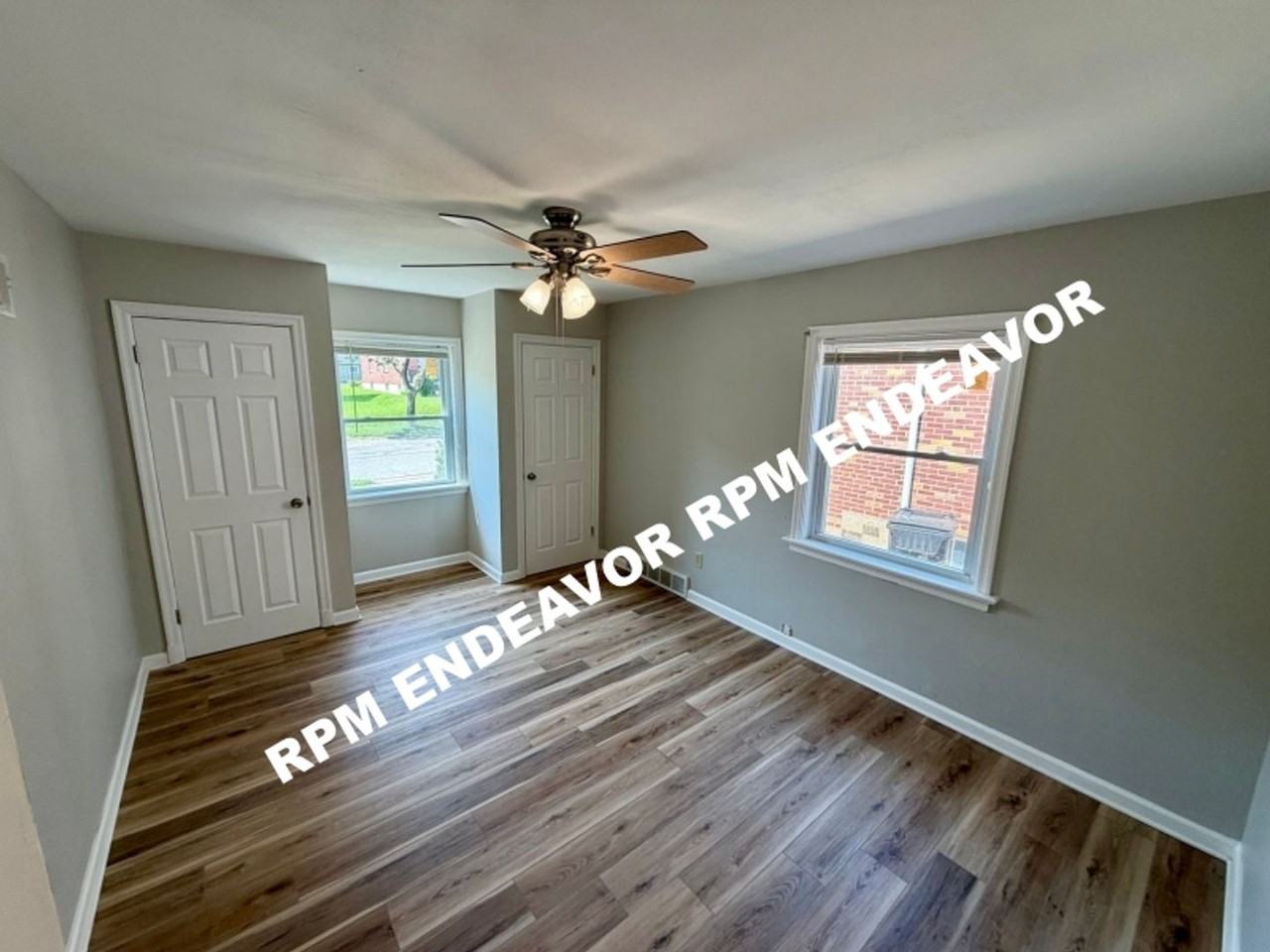 6857 Julian Ave - Photo 7 of 20