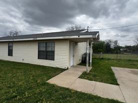 1801 Sw C Ave - Photo 1 of 1