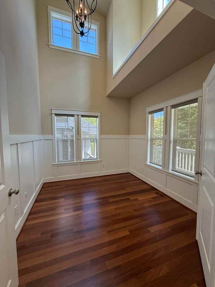 2593 22nd Ave Ne - Photo 4 of 15