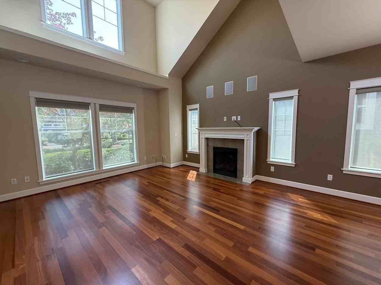 2593 22nd Ave Ne - Photo 6 of 15