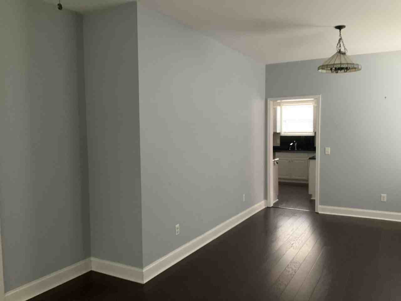22 N Sweetbriar Ln - Photo 4 of 8