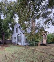 featured image of 3302 S 7th St