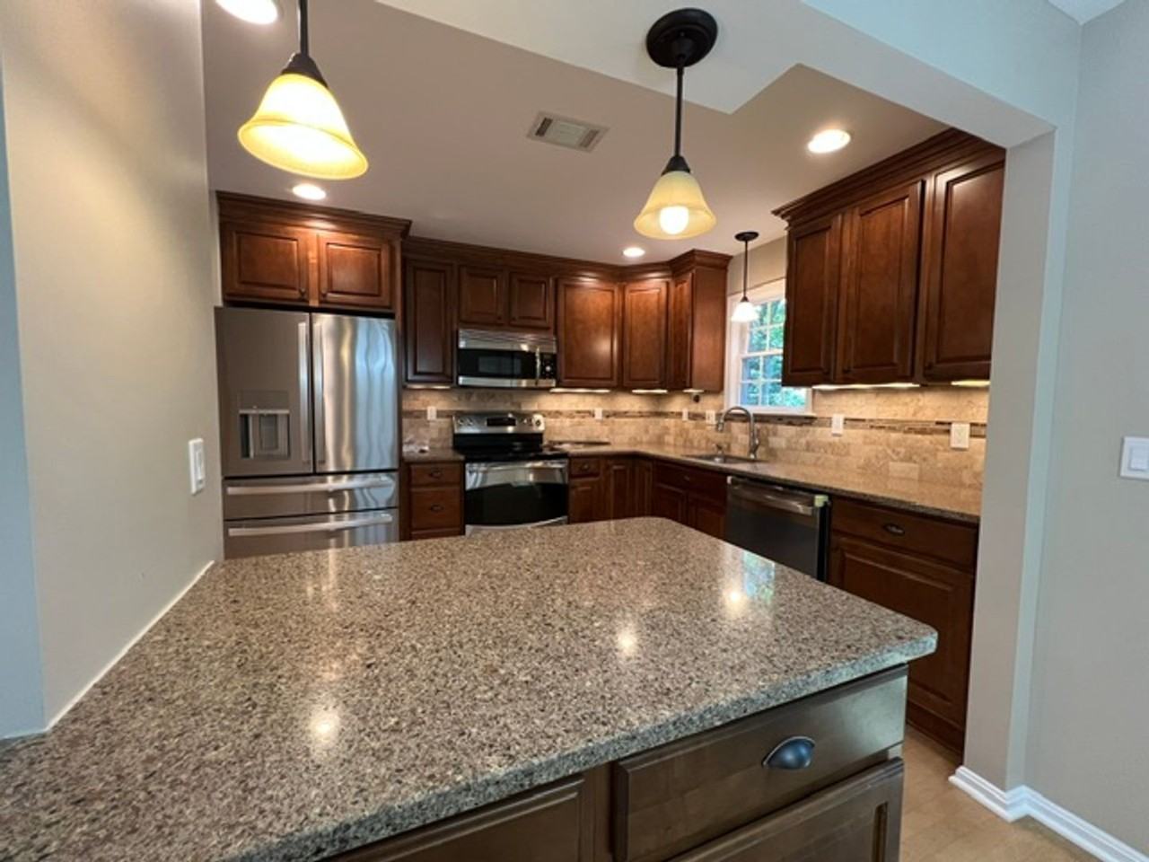 11737 Dry River Ct - Photo 3 of 28