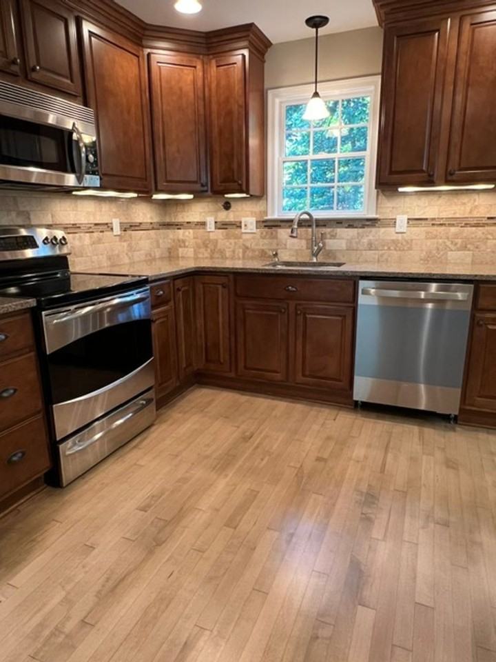 11737 Dry River Ct - Photo 4 of 28