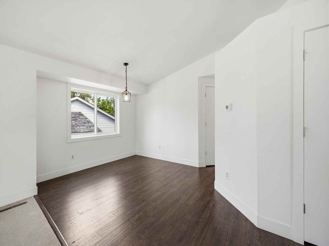 2742 Pampas Dr - Photo 4 of 20
