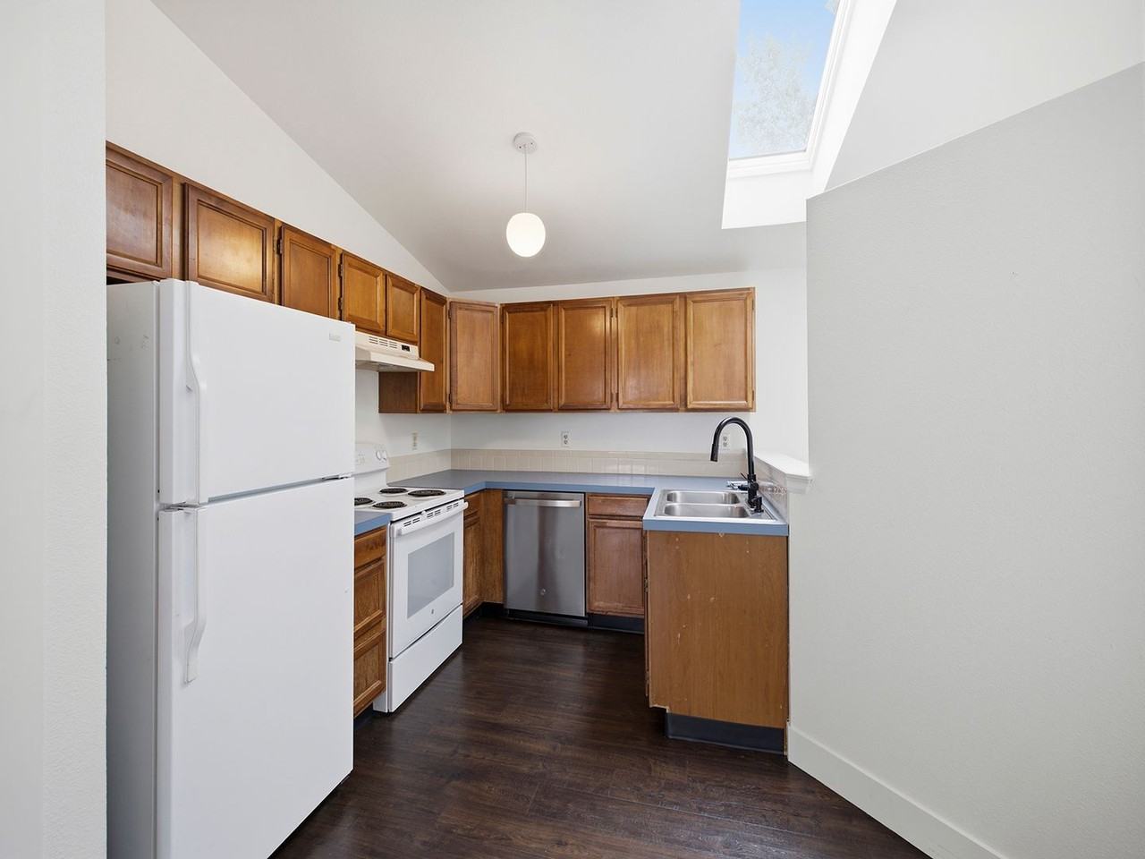 2742 Pampas Dr - Photo 6 of 20