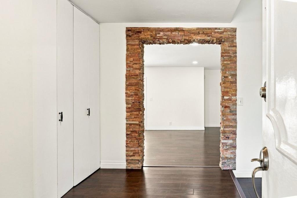 1101 Calle Vista Ave - Photo 4 of 29