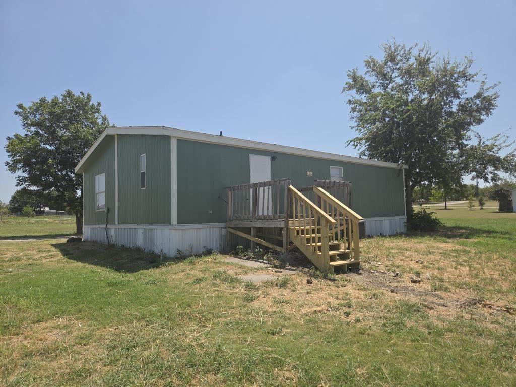 8540 Longhorn Dr - Photo 2 of 20