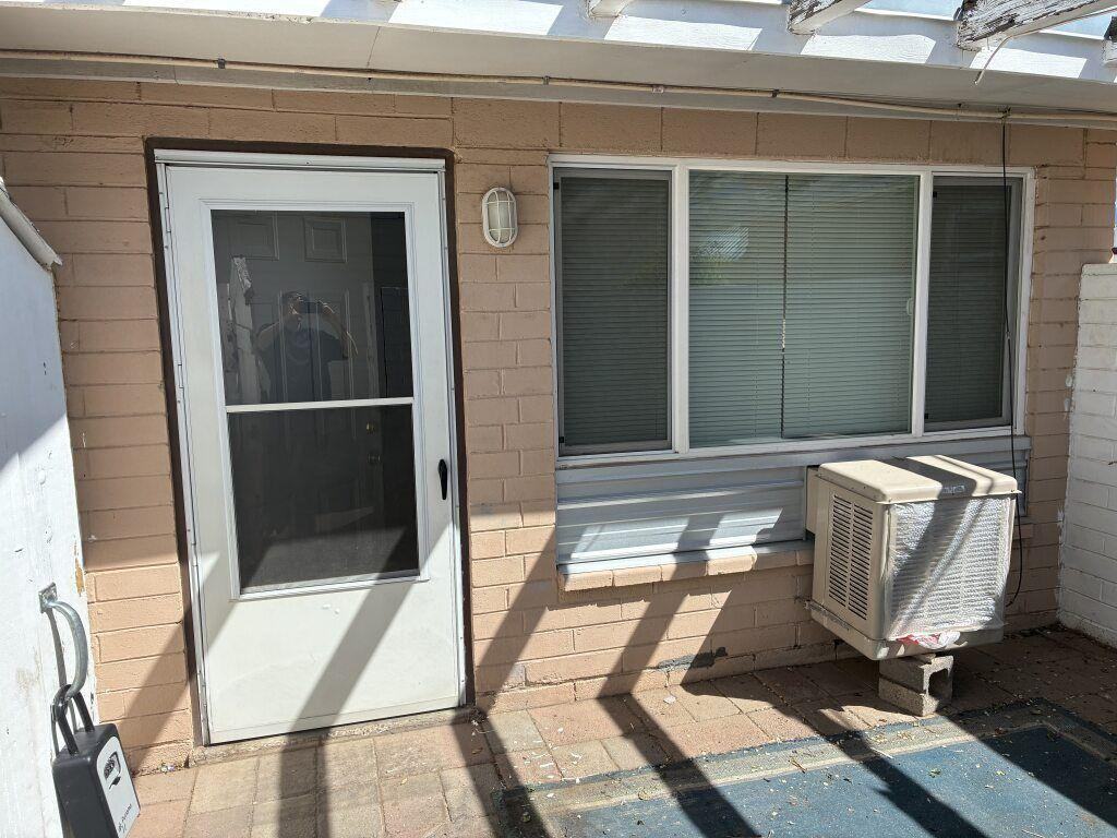 460 Valverde Dr Se #3 - Photo 2 of 19