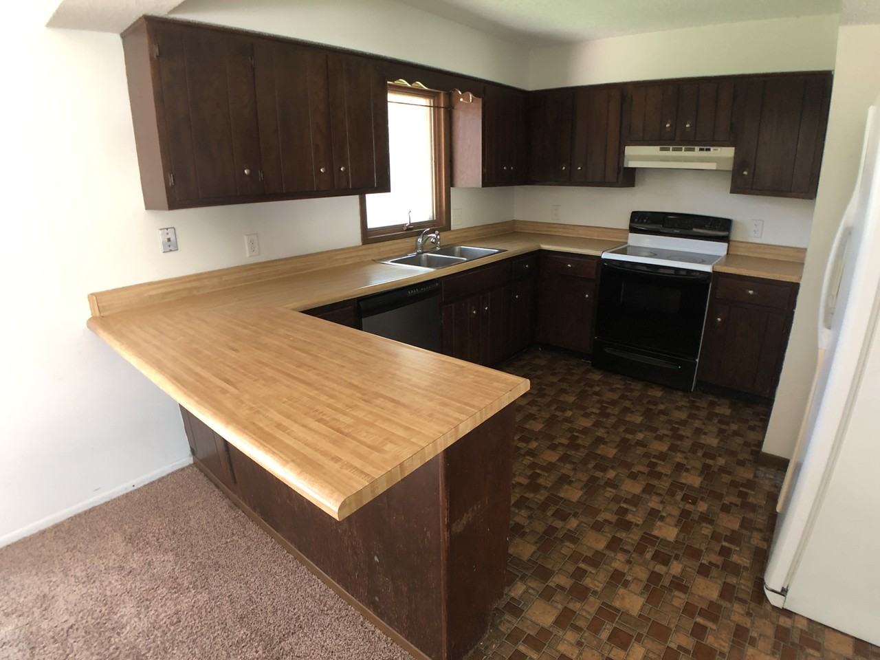3455 Fontenac Ct - Photo 7 of 15