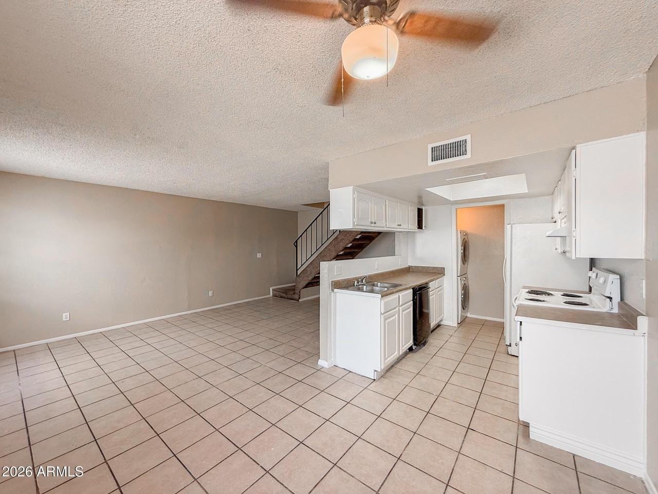 2625 W Ocotillo Rd #2 - Photo 3 of 17