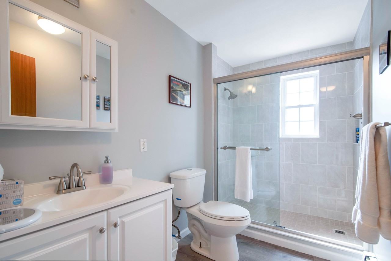 747 N Main St #747B2 - Photo 5 of 11