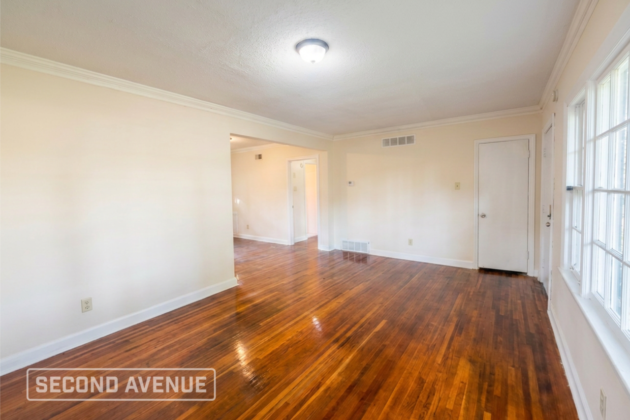 1195 Woodbury St - Photo 2 of 15