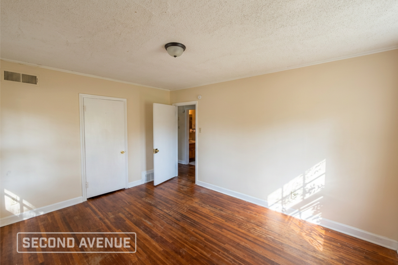 1195 Woodbury St - Photo 7 of 15